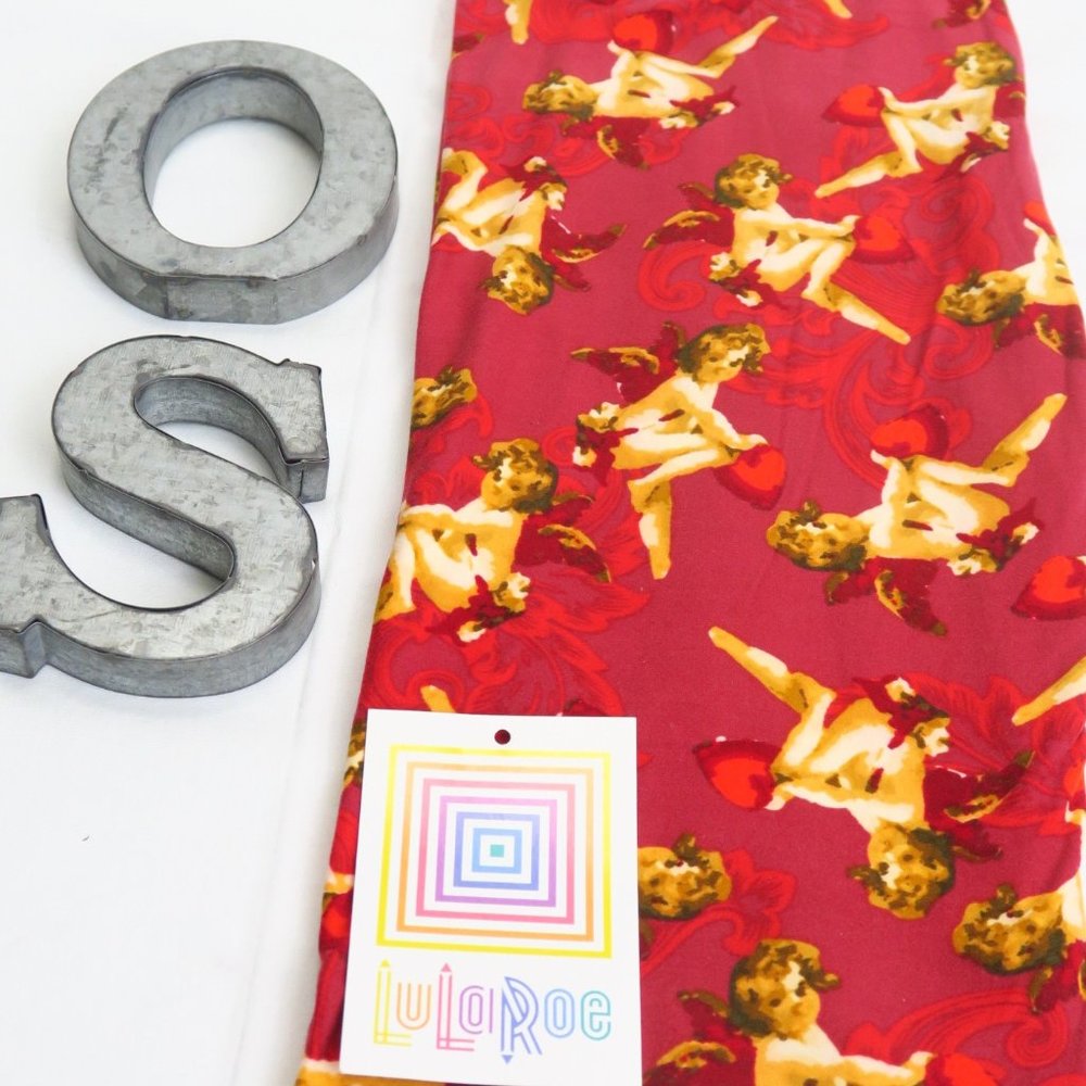 NWT LuLaRoe Leggings One Size / OS Cupid Hearts